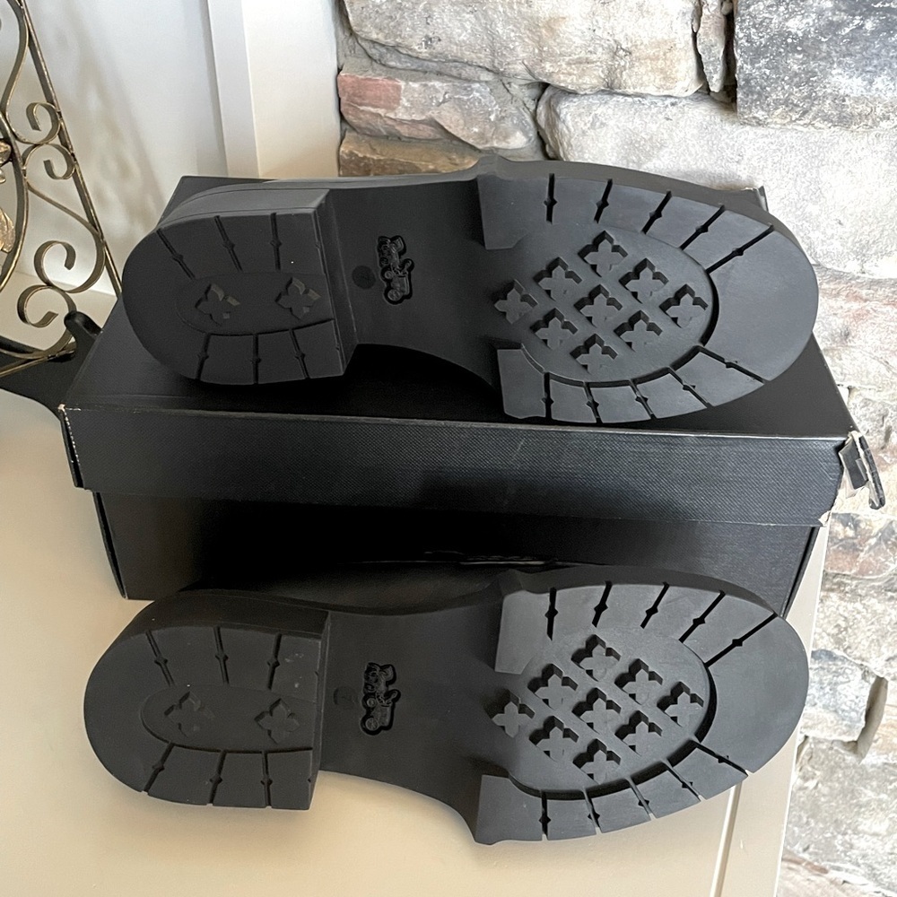 Coach Leela Loafers - Picture 7 of 11